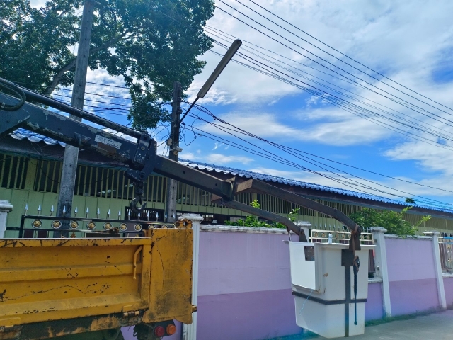วันพุธที่ 23 สิงหาคม 2566 #ลงพื้นที่ ซ่อมแซมไฟฟ้าแสงสว่างสาธารณะ บริเวณ ซอยโรงเรียนวัดมังคลาราม