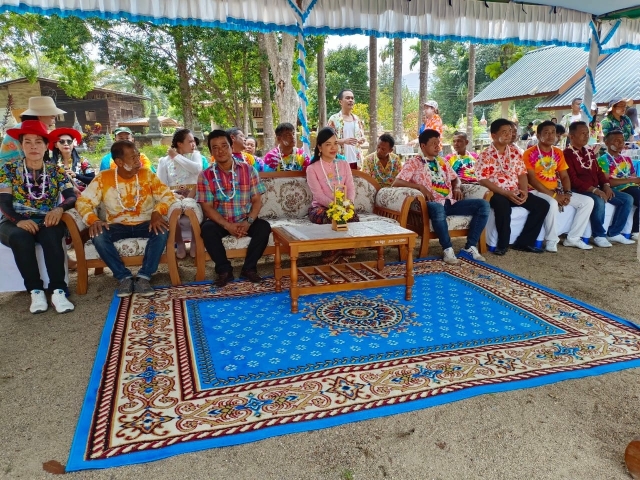 วันพฤหัสบดี ที่ 13 เมษายน 2566 โครงการสืบสานประเพณีสงกรานต์ และวันผู้สูงอายุ