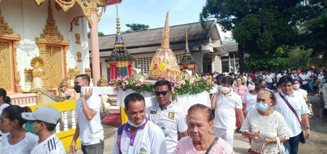 วันอาทิตย์ที่ ๒๕ กันยายน  ๒๕๖๕ ประเพณีบุญสาทรเดือนสิบ ประจำปี  ๒๕๖๕    